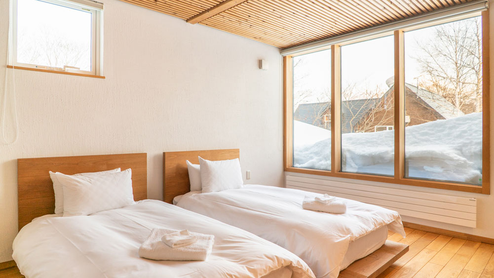 Sekka Ni 3 - Twin Beds and View